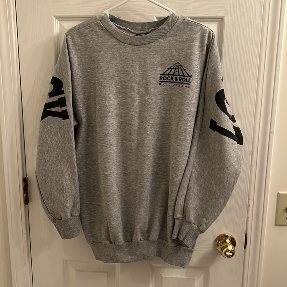 Vtg Rock & Roll Hall of Fame 90s Single StitchLong Live Rock” Spirit Sweatshirt